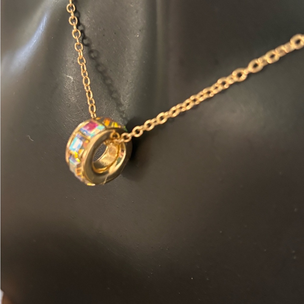 Elegant Gold Necklace Ring Pendant With Dazzling Iridescent Pave Crystals. NWT - Picture 3 of 6